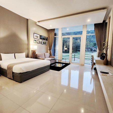Hotel The Midst@ Royal Hills Nakornayok Nakhon Nayok Esterno foto