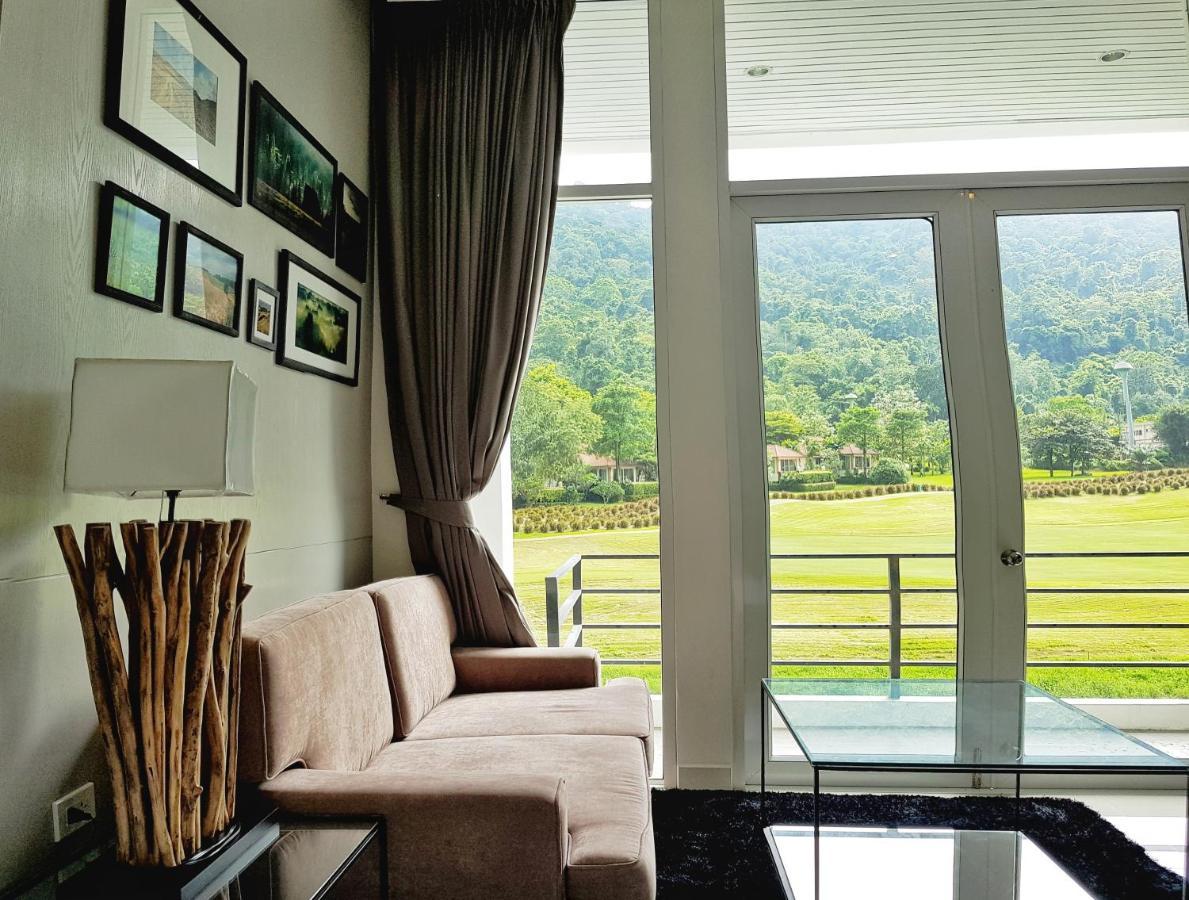 Hotel The Midst@ Royal Hills Nakornayok Nakhon Nayok Esterno foto